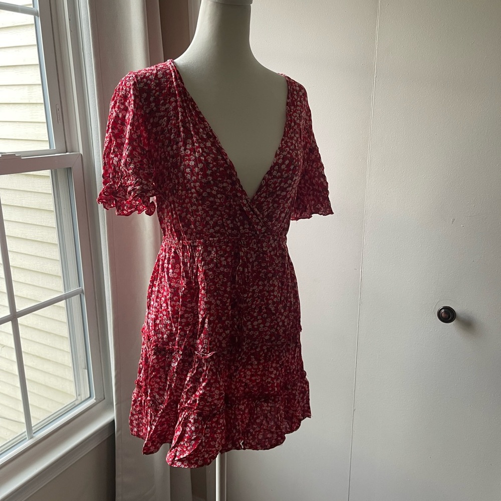 Red Floral Mini Dress.  Size Medium.
